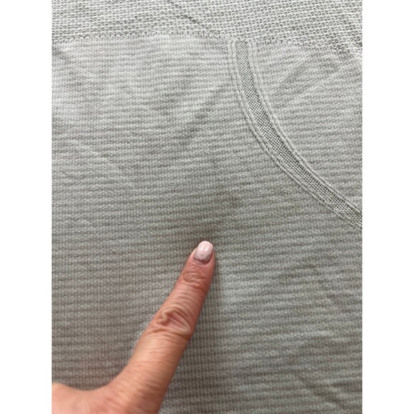 Lululemon Swiftly Tech Tank Light Blue - Picture 2 of 4